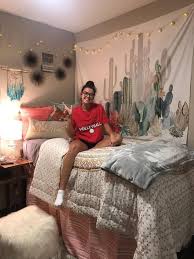 Creative Diy Dorm Room Decorating Ideas Decoracion De Habitaciones Decoracion De Habitacion Femenina Dormitorio Vintage