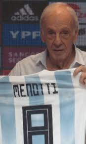 A year ago, Cesar Luis Menotti passed away. Remembering him. : r/fulbo