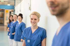 Arzt für innere medizin • facharzt innere medizin • arzt für naturheilverfahren. Jobs Gesundheits Und Krankenpflegerin Krankenpfleger Innere Medizin Jobs Stellenangebote Sz Stellenmarkt