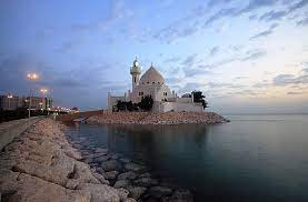 Al Khobar Corniche Masjid Saudi Arabia This Mosque Is Located On Al Khobar Corniche In Saudi Arabia On Coast Of Th Beautiful Mosques Mosque Saudi Arabia