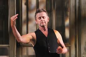 Klaus iohannis (born 13 june 1959) was the president of romania from 21 december 2014, succeeding traian basescu. Brodsky Baryshnikov Foto Maria StefÄƒnescu June 16 2017 Bucharest Romania Male Ballet Dancers Mikhail Baryshnikov Ballet Dancers