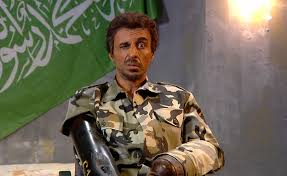 מה ששווה לדבר עליו זה שסגנון המשחק של. ××œ×™ ×¤×™× ×™×© Mako ×ª×›× ×™×•×ª ×§×©×ª