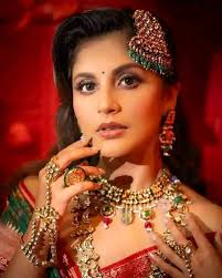 He was once star🌟 life❤only starlife fans will remember his name