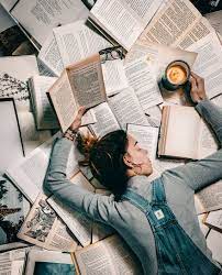 Incredible Photos Reveal What Lockdown Looks Like Around The World In Our Stay Home Contest 50 Pics Lockdown Photography Photography Ideas At Home Selfie Photography