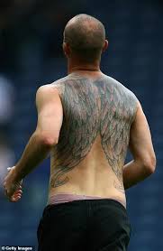 Gambar tato simple di punggung tattoos ideas. Tato Pemain Sepakbola Terkenal Saat Ini Dari Yang Keren Hingga Aneh Kaskus