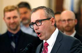 Republican lawmakers push to ban 'gay conversion therapy' in Utah