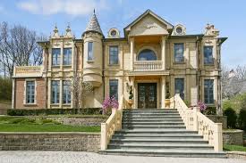 Indiana brick is indiana's leading brick distributor offering the widest selection of brick and stone from the largest and most respected manufacturing partners. 3 499 Million Brick Limestone Home In Burr Ridge Il Homes Of The Rich