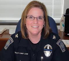 Holly Lamb's Instagram, Twitter & Facebook