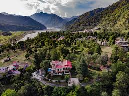 Anantson Resort 𝗕𝗢𝗢𝗞 Chamba Himachal Resort