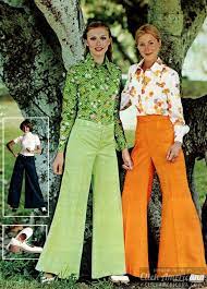 Wrangler thunderbird 70s vintage huge bell bottom jeans. 70s Floral Pants High Waisted Wide Leg Pants Cuffed Women S Size 4 6 Everything Is Jake 70s Bell Bottoms Women S Clothing Clothing Valresa Com
