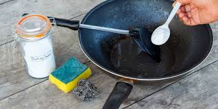Cara merawat teflon maxim yang pertama adalah dengan menggunakan api kecil hingga sedang saat memasak. Cara Bersihkan Teflon Dengan Benar Tanpa Gores Tetap Antilengket