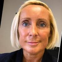 Tracey Hayward's Instagram, Twitter & Facebook