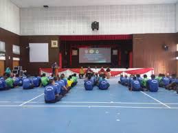 Saya juga ingin mengucapkan terima kasih di atas penerangan yang diberikan oleh pengetua, sebentar tadi berkaitan perkhidmatan dan kemudahan yang disediakan di sekolah tunas bakti (l) sungai besi ini. Sekolah Tunas Bakti Marang Terengganu