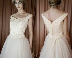 Kleid 90er günstig shoppen ist immerzu eine problem. Vintage Hochzeit Kleid 90er Brautkleid Aus Der 1990er Jahre Etsy