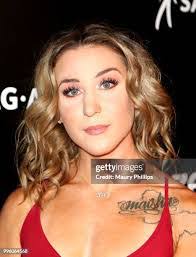 Emily Meisner's Instagram, Twitter & Facebook