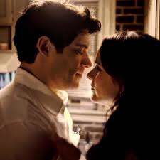 Clark Kent Dropping Bag David Corenswet