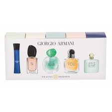 Beauty, simplicity and quality are delivered through products made from the finest materials, designed to convey an understated and timeless sophistication. Giorgio Armani Eau De Toilette Eau De Parfum Code 3 Ml Si 7 Ml