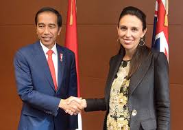 Kate middleton sempat ragu pada hubungannya karena lihat kedekatan pangeran william dengan perempuan ini. Pm Selandia Baru Angkat Isu Ham Dengan Presiden Indonesia