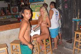 Wasted chick at a bar in Thailand - Reddit NSFW