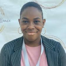 Joy Knowles (@JoyMKnowles)