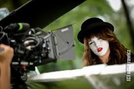 Ishares.com has been visited by 10k+ users in the past month Ewa Farna Znak Making Of Artur Rawicz