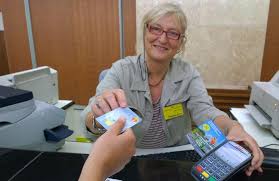 In caso di conferma di dati errati, il cliente è comunque tenuto al pagamento della ricarica effettuata e non potrà richiedere l'annullamento dell'operazione. Da 48 Tabaccai Si Potra Anche Prelevare Col Bancomat