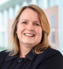 Sarah Keppel's Instagram, Twitter & Facebook