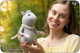 Marla Abell's Instagram, Twitter & Facebook