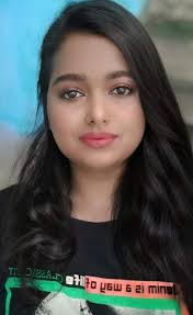 Hii @everyone 🙋‍♀️ Happy Tuesday 😊 Stay safe n blessed always ❤️  🧡💚🧡💚🧡💚🧡💚🧡💚🧡