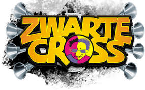 De kaartjes voor de zwarte cross van dit jaar blijven geldig voor de tante rikie wil haar draagstoel kwijt. Tante Rikie Opent 40 Jarig Jubileum Najk Tijdens Zwarte Cross Najk