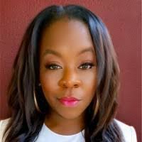 Shawanda Davis's Instagram, Twitter & Facebook