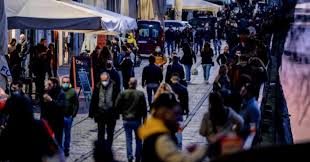Ciò non significa, però, che a partire dalla prossima settimana queste tre regioni italiane passeranno in zona bianca. Coprifuoco 7 Regioni In Zona Bianca E Nuove Regole Per I Ristoranti Cosa Cambia Da Lunedi 7 Giugno Il Fatto Quotidiano