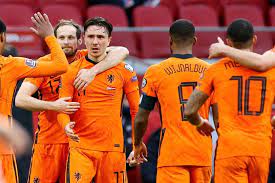 Het knvb webcare team beantwoordt graag je vragen. Oranje Pakt Eerste Punten Maar Beleeft Ook Frustrerende Avond Nederlands Voetbal Ad Nl