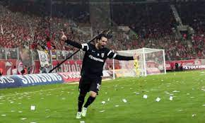 Μάθε εδώ όλα τα νέα της ομάδας, στατιστικά για αγώνες & παίκτες, videos και φωτογραφίες. Olympiakos Paok 1 2 O Keraynos Toy Pereira Poy Xarise Th Nikh Ston Dikefalo Sportime Gr