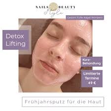 Karin Hellmann nails beauty style