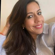 Maylin Rojas's Instagram, Twitter & Facebook