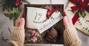 Hot Chocolate Bombs A Great Diy Holiday Gift Recipe Chocolate Bomb Diy Holiday Gifts Hot Chocolate