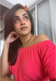 මගෝ රිසා මිස කෙලින් බලන්න!