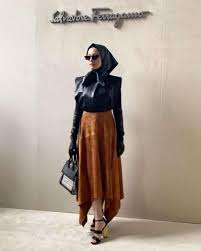 Select from premium neelofa of the highest quality. Hiburan Penampilan Neelofa Di Milan Fashion Week Dikecam Netizen A Photo On Flickriver