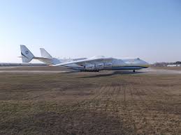 It also has the largest wingspan of any aircraft in operational service. Iz Za Koronavirusa Grafiki Samoletov Mriya I Ruslan Raspisany Na Mesyac Vpered Ekonomicheskaya Pravda