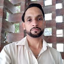 California natural Joshua Manoi wet and wild! Musclemania.com