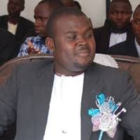 500+ profilů „Mutala“