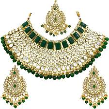 A typical south indian bride, draped in a traditional kanjeevaram saree and. Buy Saiyoni Ethnic Indian Traditional Gold Plated Kundan Dulhan Bridal Jewellery Set With Choker Earrings Maang Tikka Set For Women At Amazon In