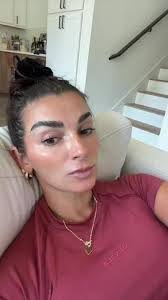 Kameron Grace's Instagram, Twitter & Facebook