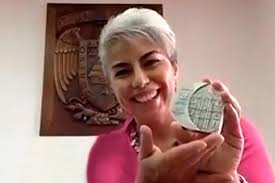 Gloria Hernández, Premio al Servicio Bibliotecario