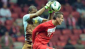 Hij debuteerde in 2012 in het pools voetbalelftal. Erster Winter Neuzugang Fur Bayer