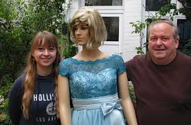 Maybe you would like to learn more about one of these? Brautkleid Farben Und Reinigen Textilpflege Center Holtmann Wittingen