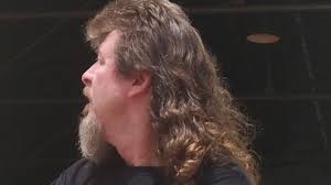 Fundraiser for Mal Renneboogh by Chris Franklin : Chris Franklins cancer  mullet shave