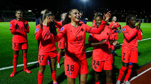 Talvez ya tengas cuenta en betmotion, pero eso no es problema! Con Tiane Endler Titular El Psg Femenino Goleo Al Breidablik Por La Champions League Femenina Futbol Biobiochile