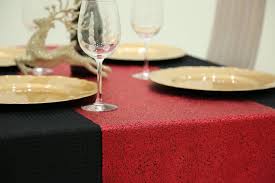 Pvc Long Shiny Red Table Runner 180cm X 40cm Easy Clean Elegant Kooram Red Table Table Runners Easy Cleaning